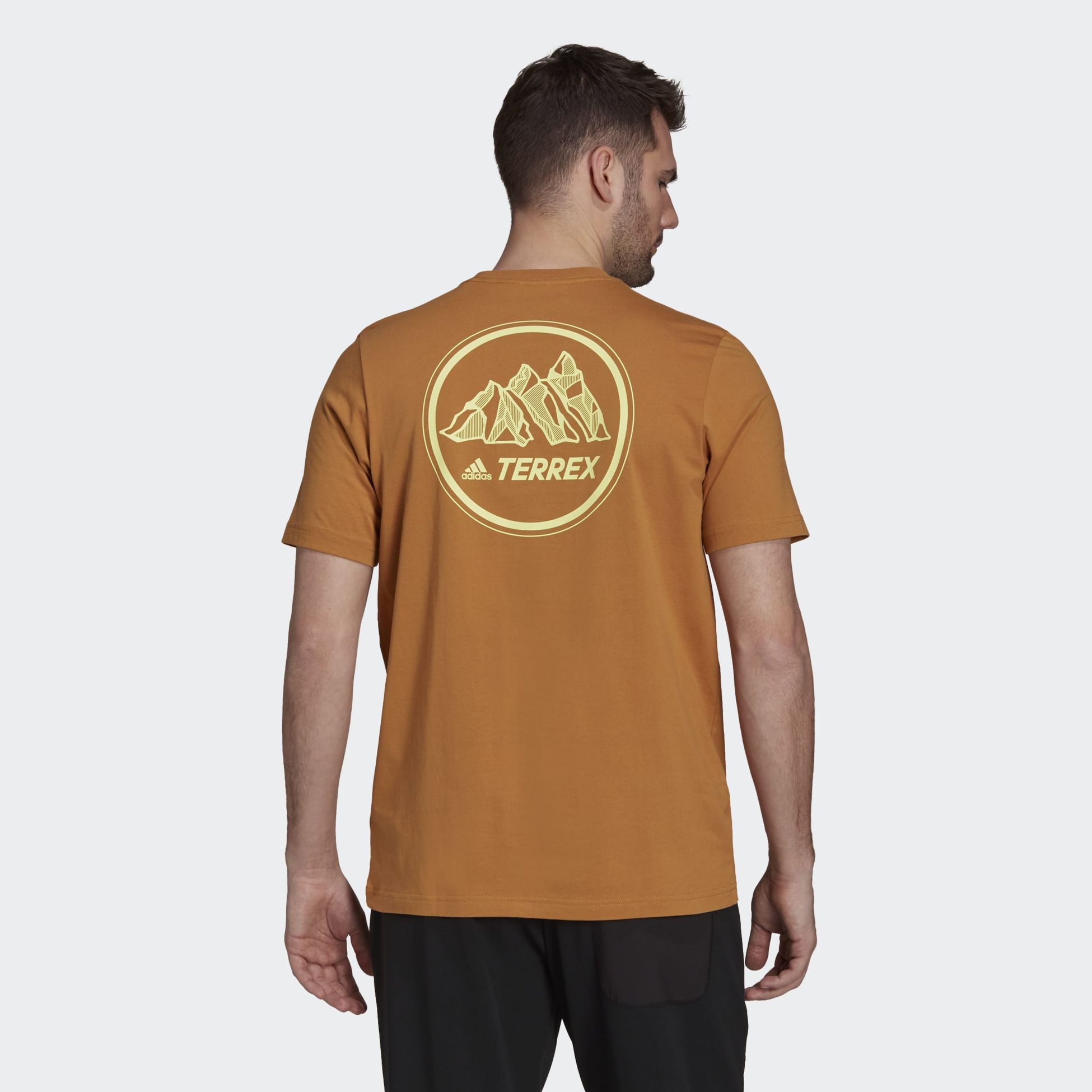 ADIDAS Terrex Mountain Graphic TShirt på stadium.se